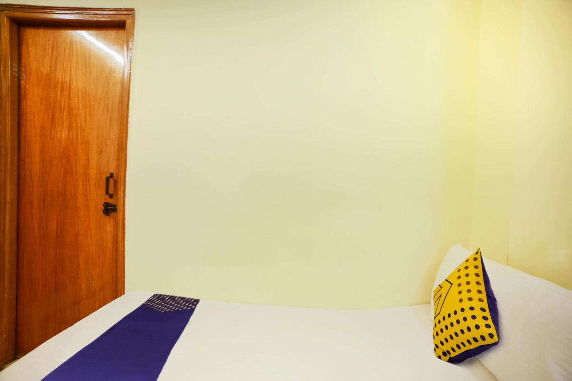 Hotel Om Paharganj Hotel 4*