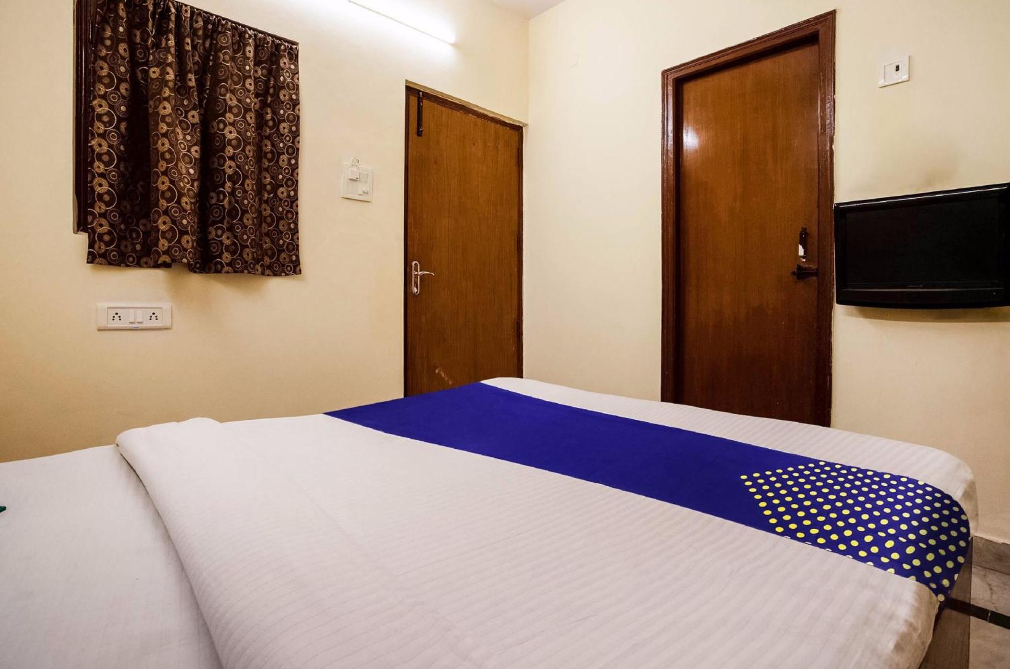 Hotel Om Paharganj Hotel 4*