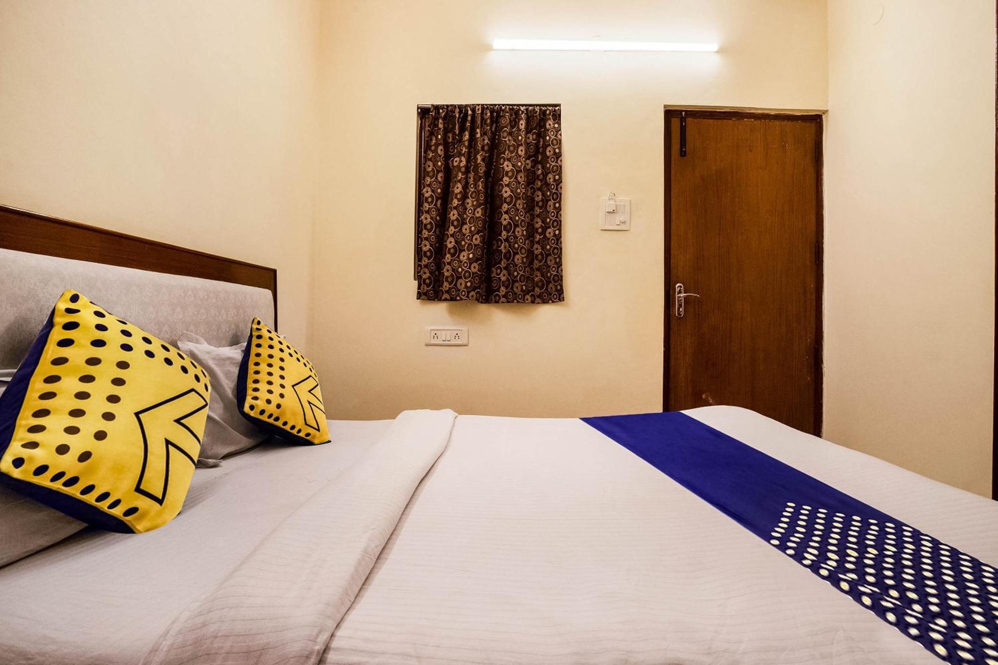 Hotel Hotel Om Paharganj 4*