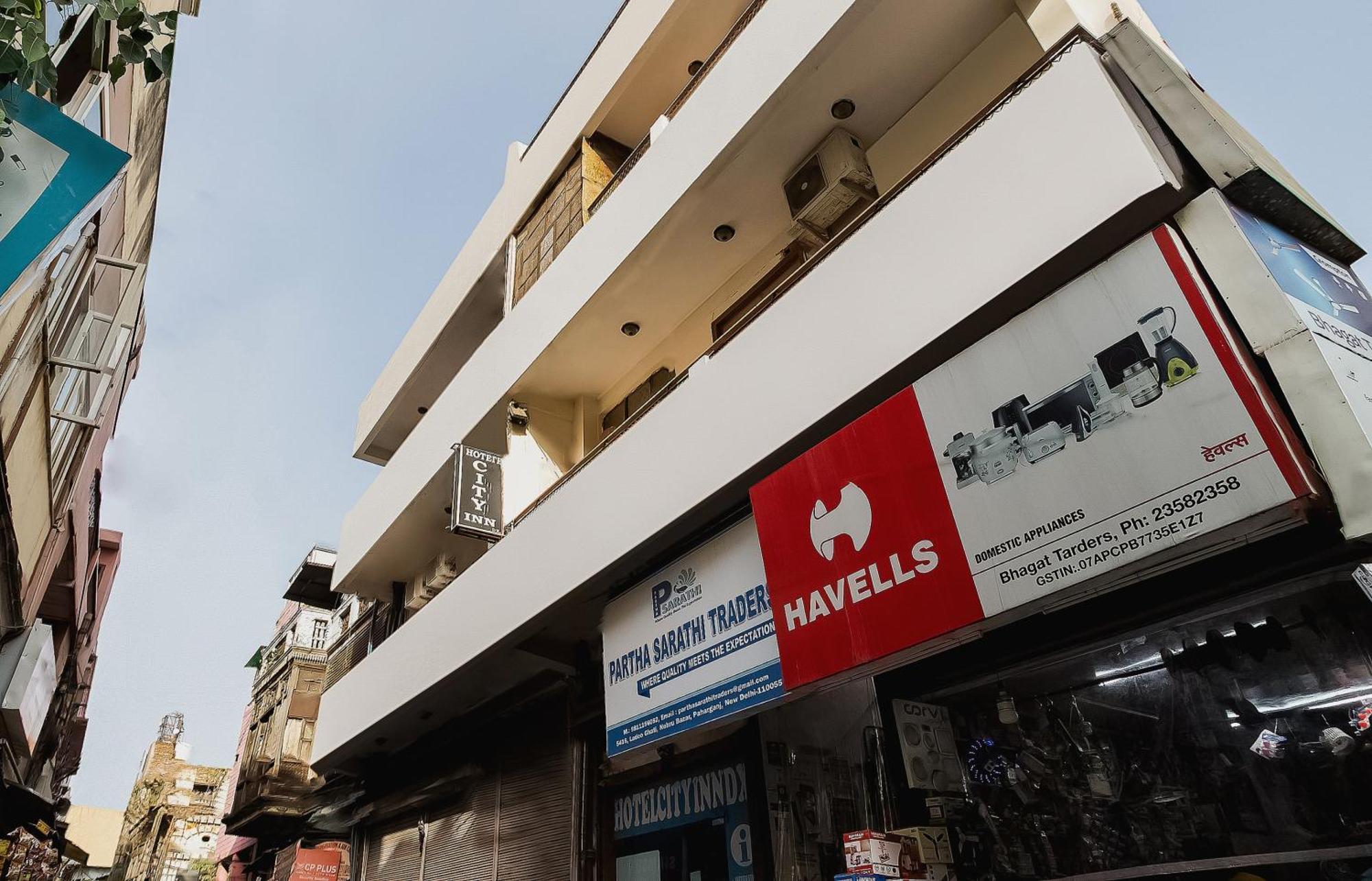 Hotel Om Paharganj New Delhi