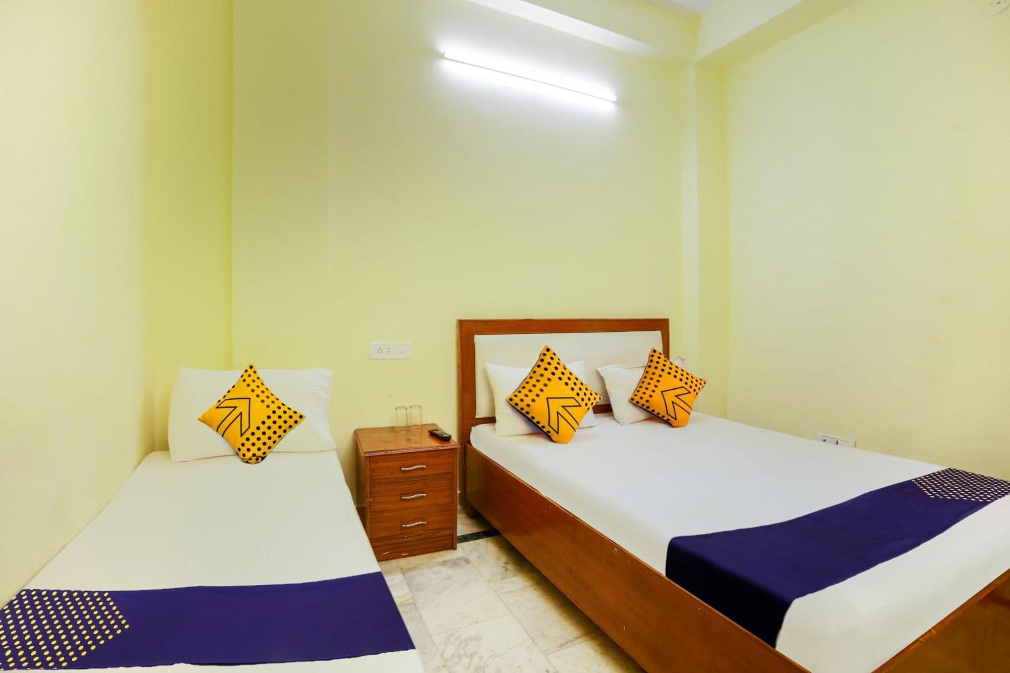 Hotel Om Paharganj Hotel