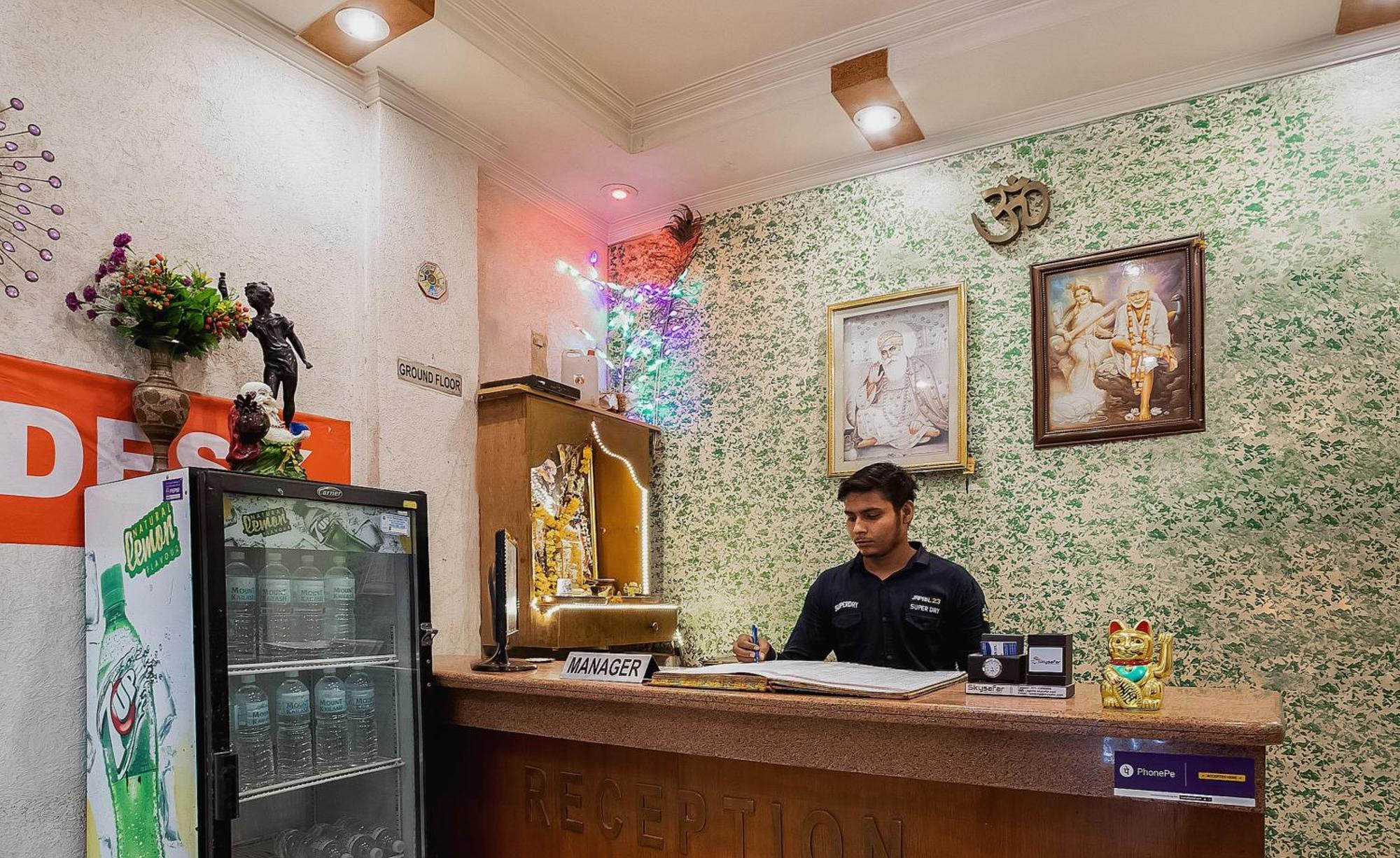 Hotel Om Paharganj New Delhi